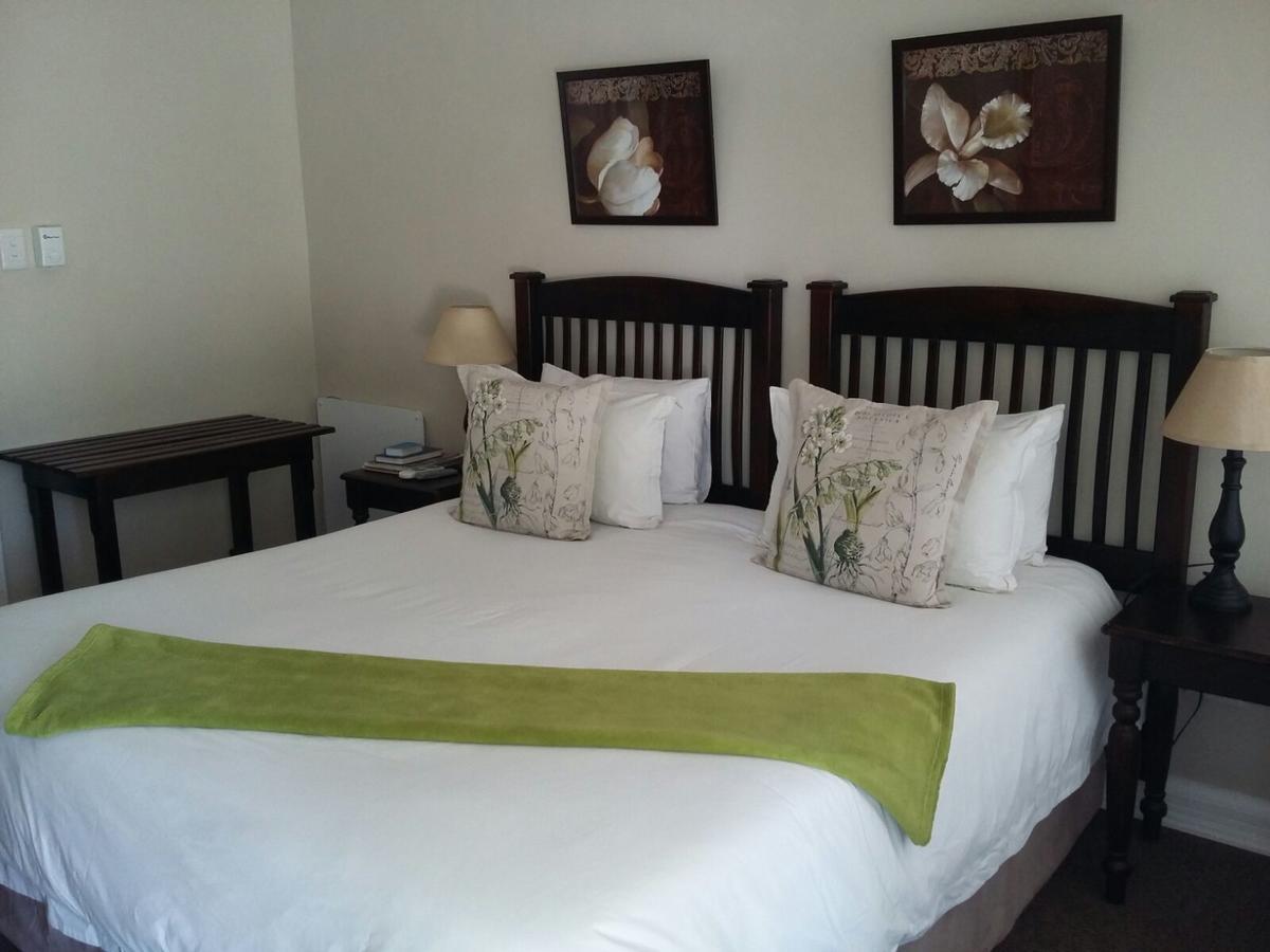 Lavender Lodge Vryburg ภายนอก รูปภาพ