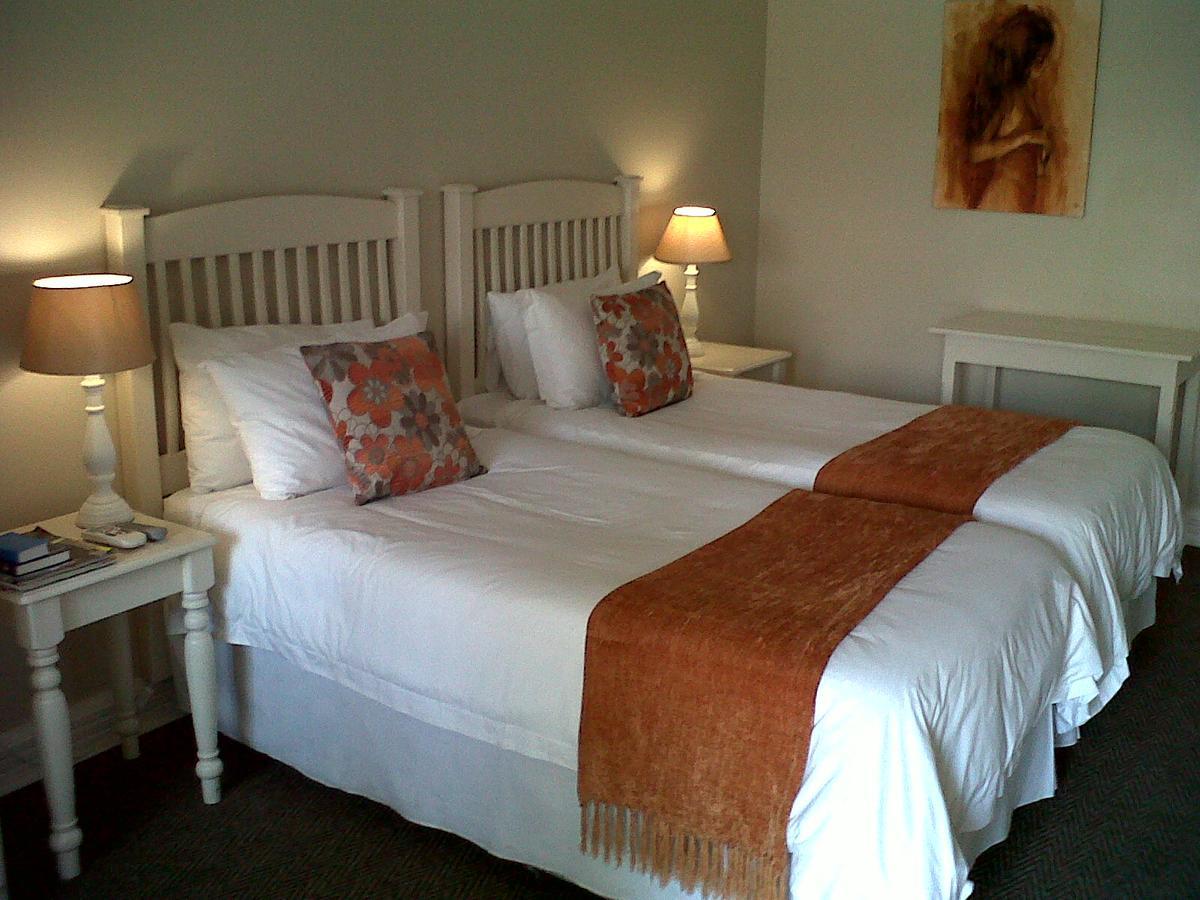 Lavender Lodge Vryburg ภายนอก รูปภาพ